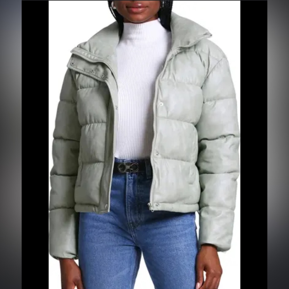 Avec Les filles faux ever leather cropped puffer